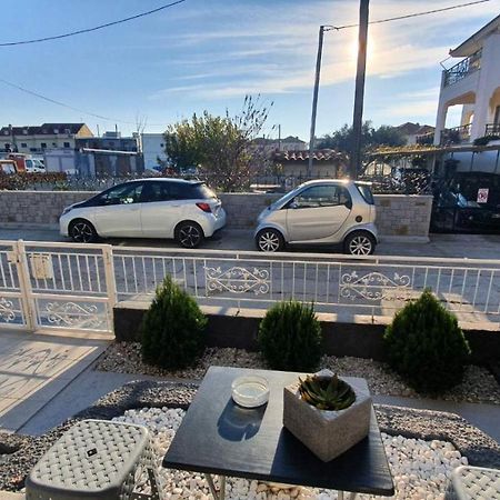 Panos' Studio Myrina Bagian luar foto